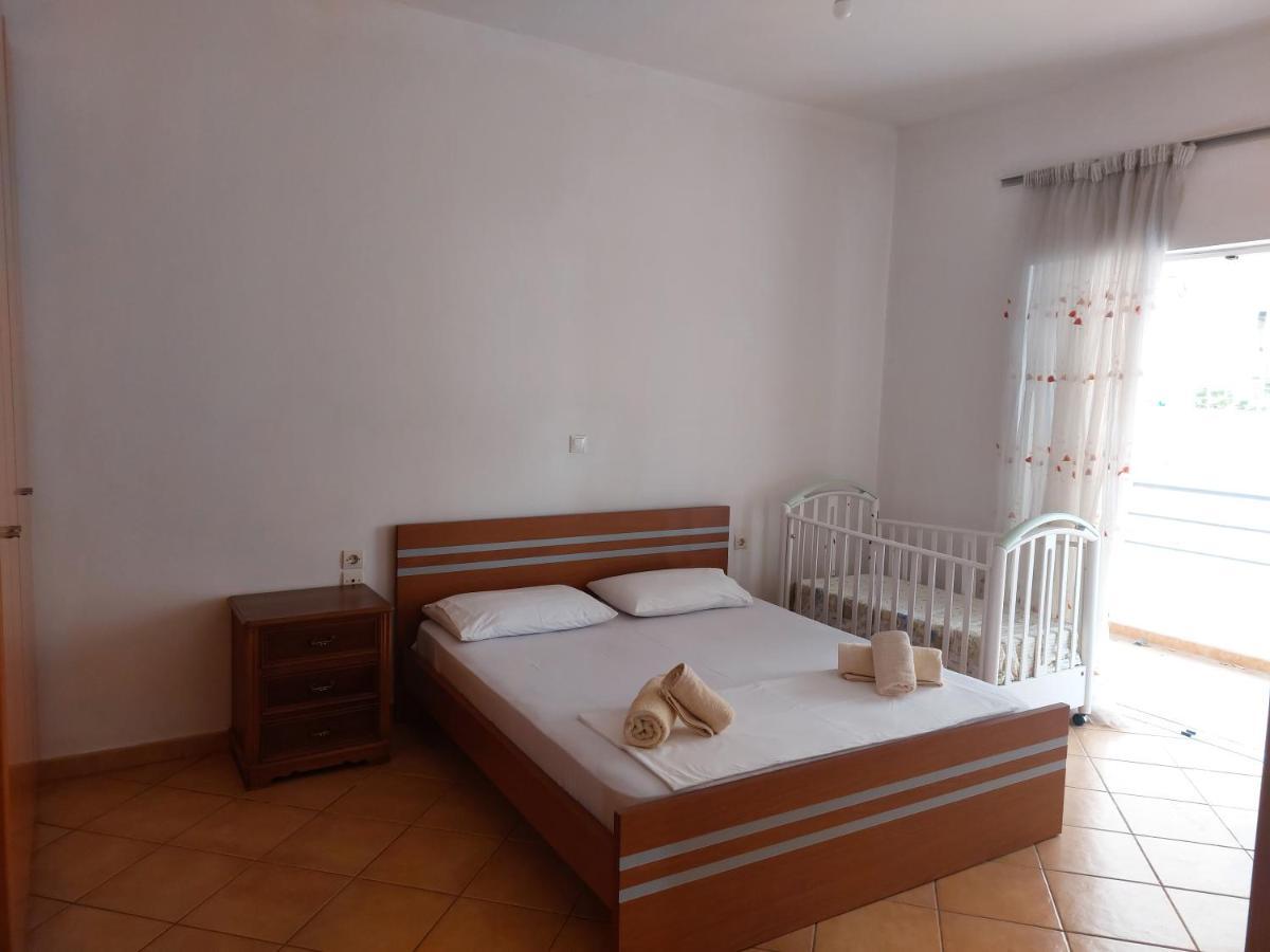 Family Apartments Sarandë 外观 照片