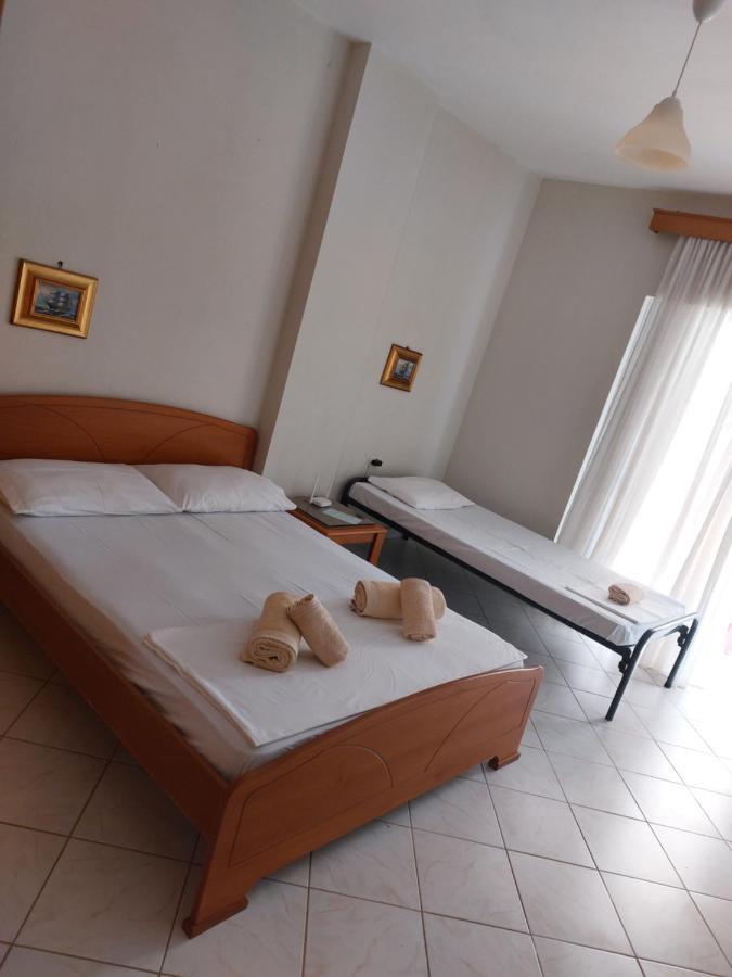 Family Apartments Sarandë 外观 照片