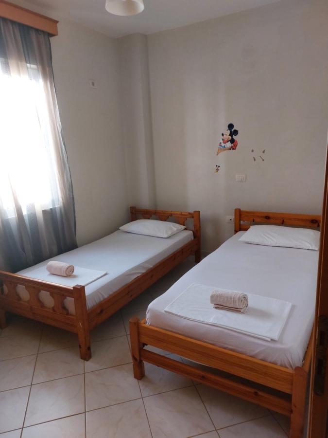 Family Apartments Sarandë 外观 照片