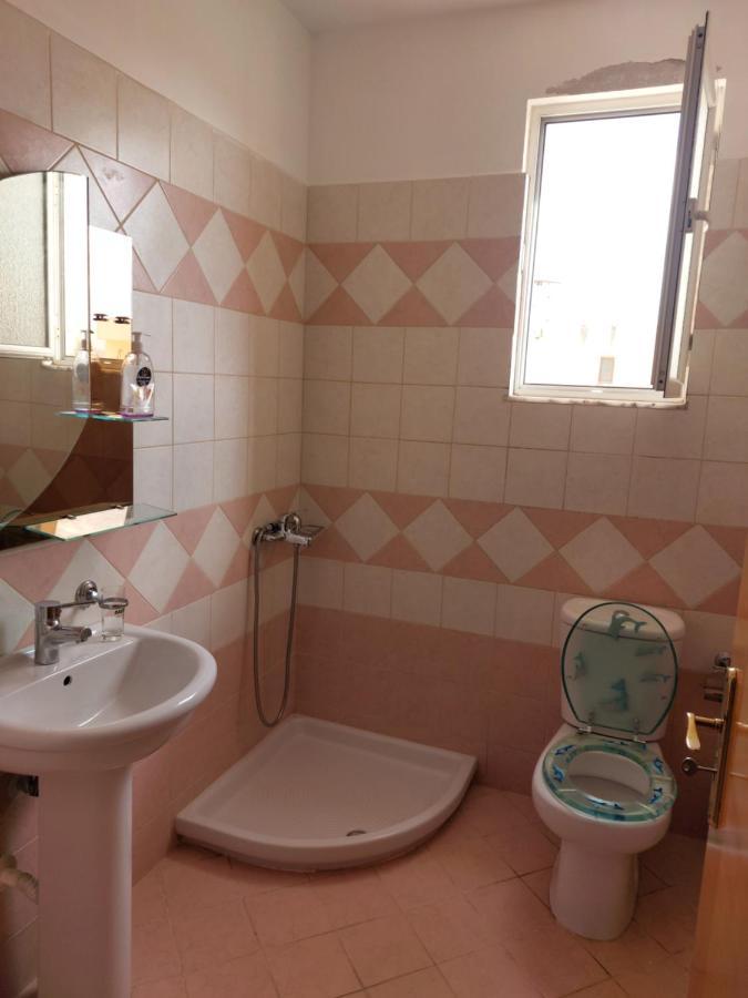 Family Apartments Sarandë 外观 照片